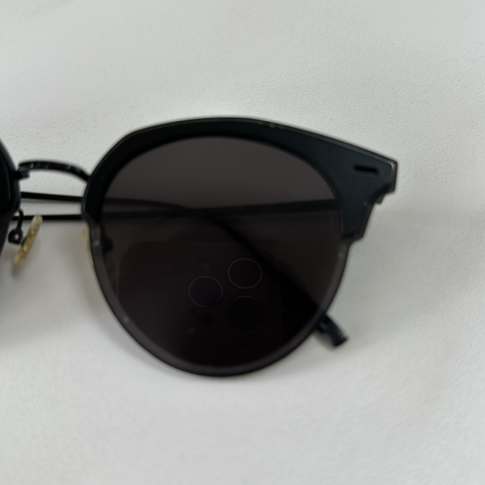 Gentle monster sunglasses black cat eye (Tool) - Picture 4 of 10